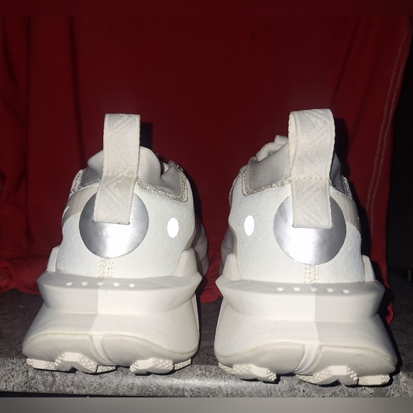 Nike ZoomX Zegama Trail 2 ~ Sail Picante Red FD5190-103 | Men's: 11 ☆ Worn 1x - Picture 6 of 10